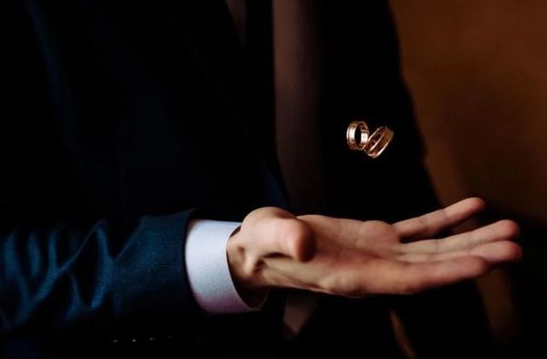 Chọn nhẫn nam theo độ tuổi