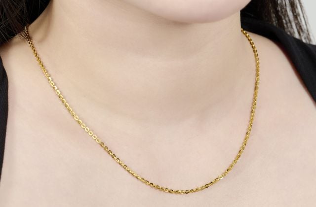 day-chuyen-vang-nu-9999-1 Mẫu dây chuyền nữ vàng 9999 toát lên vẻ thanh lịch, hiện đại