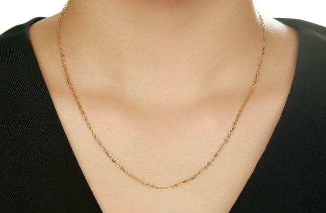 day-chuyen-vang-nu-9999-5 Mẫu dây chuyền vàng 9999 nữ đẹp thiết kế tinh xảo, biểu tượng cho sự sang trọng và đẳng cấp