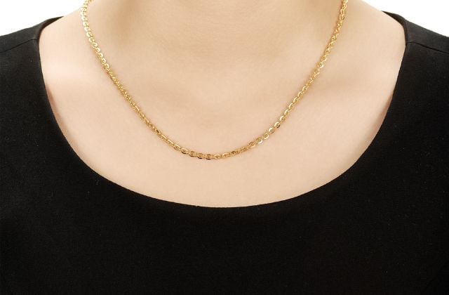 day-chuyen-vang-nu-9999-7 Dây chuyền vàng 9999 là món trang sức sang trọng và tao nhã