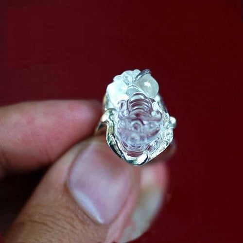 Nhẫn tỳ hưu đá thạch anh trắng