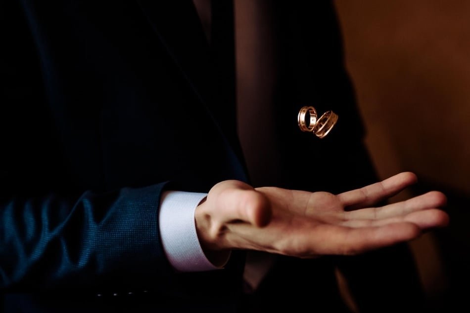 nhan deo ngon cai nam 1