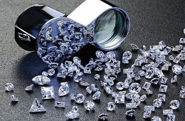 phan biet da moissanite va kim cuong 1 1