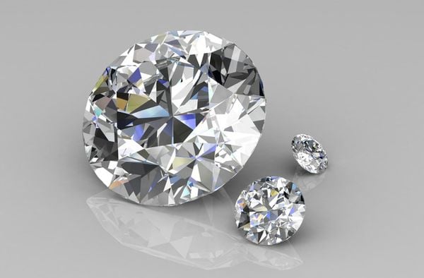 Kim cương 7 ly có trọng lượng tương đương 1.4 - 1.5 carat