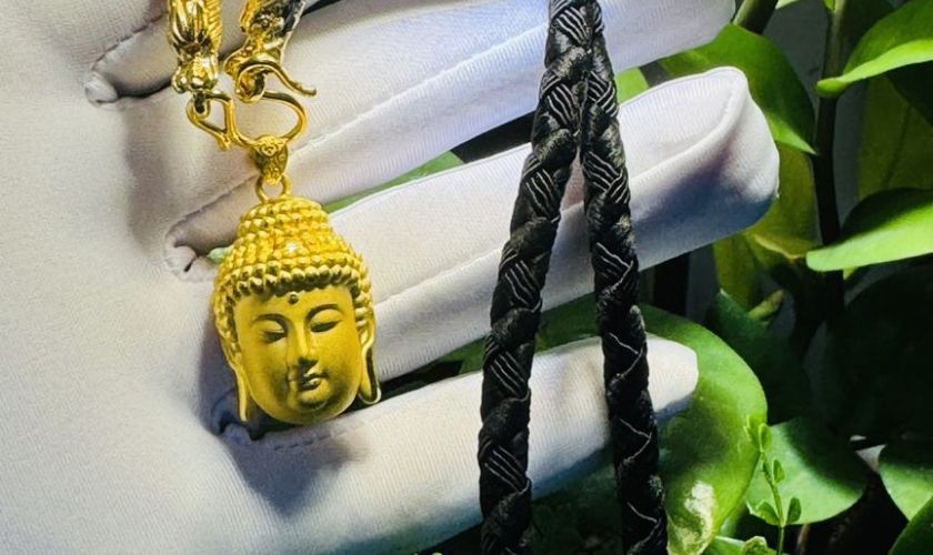 Mặt dây chuyền hình đầu Phật A Di Đà 18K