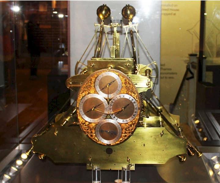 10 chiec dong ho lam nen lich su the gioi hien dai 15