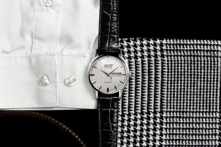 5 cach phoi mau day voi dong ho 19