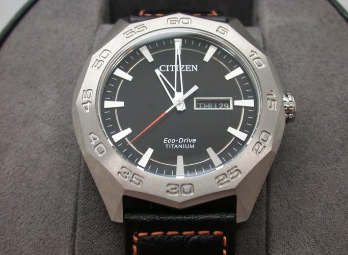 5 vat lieu thong dung cho vo dong ho 5 683x500 1