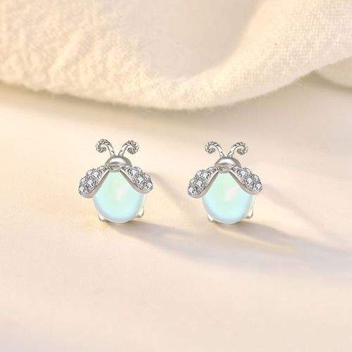 bông tai vàng đính đá