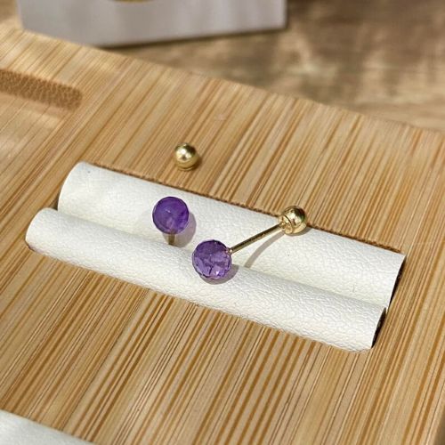 Bông tai vàng đính đá