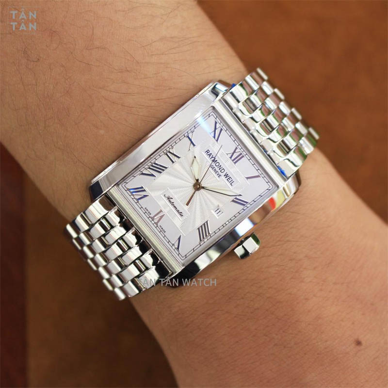 cac dong ho nam mat kinh chu nhat