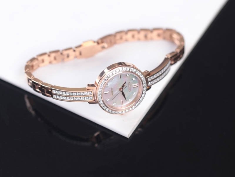 cach chon dong ho nu 1