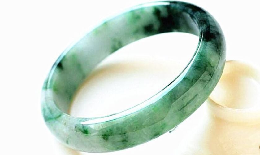 Thử bằng nước để kiểm tra độ xuyên sáng