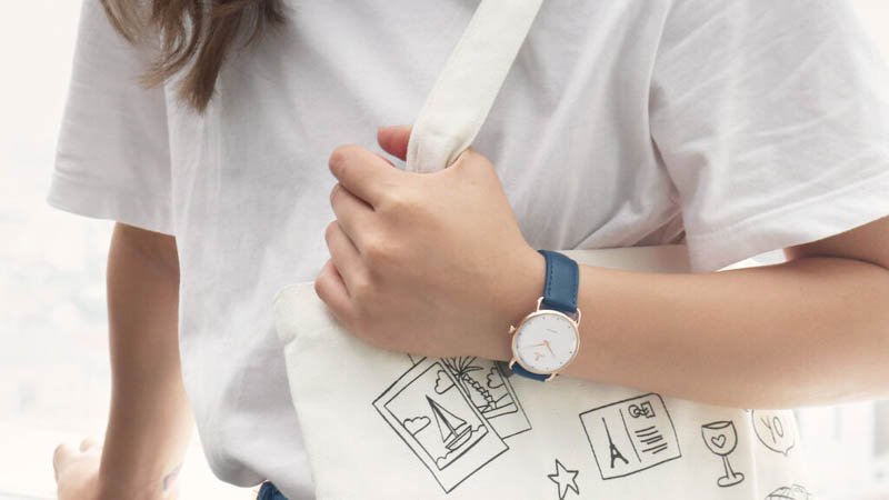 cach phoi dong ho voi quan ao nu 1