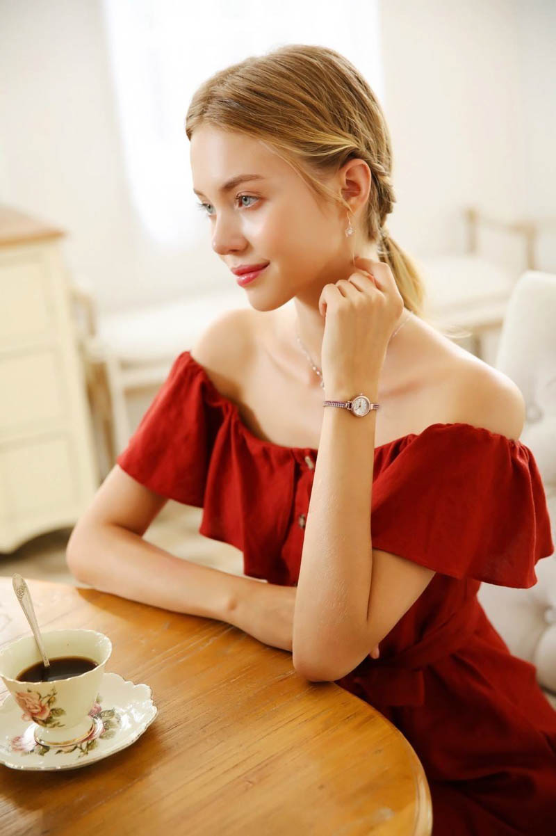 cách phối đồng hồ với quần áo nữa đẹp