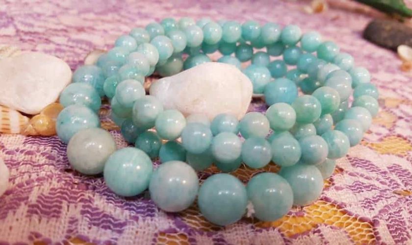 Đá Amazonite hợp với mệnh gì