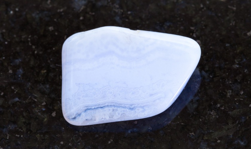 Đặc điểm của đá Blue Lace Agate