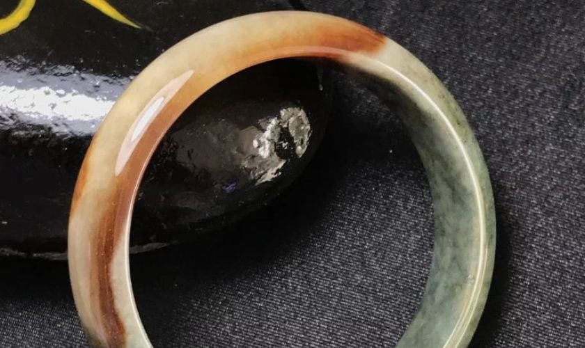 Đá Cẩm Thạch Huyết hợp mệnh gì