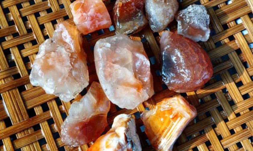 Đá Carnelian hợp mệnh gì