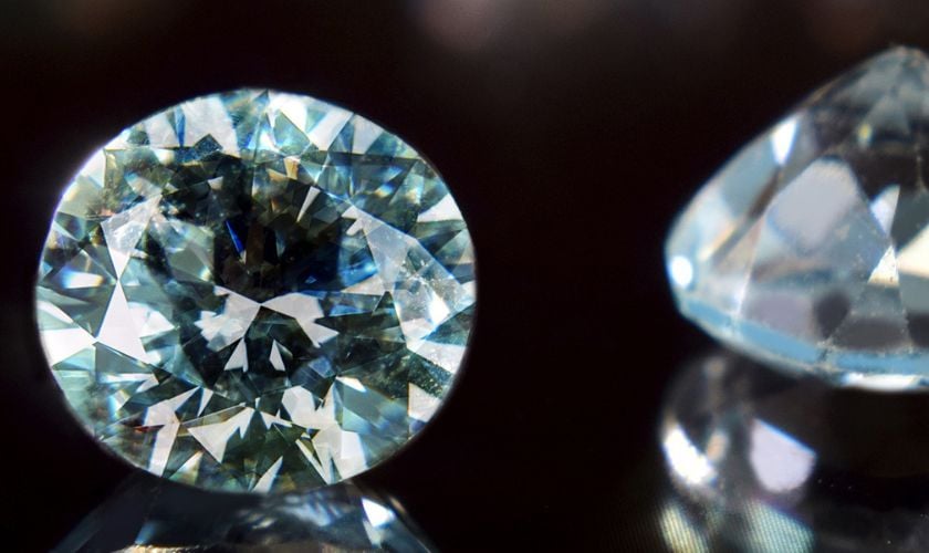 Đá Cubic Zirconia là gì