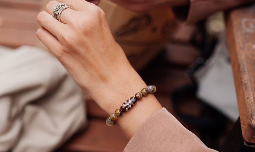 Giá bán của đá Dzi là bao nhiêu