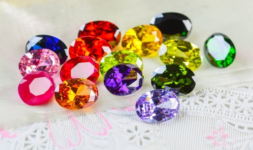 Các màu sắc của đá ECZ