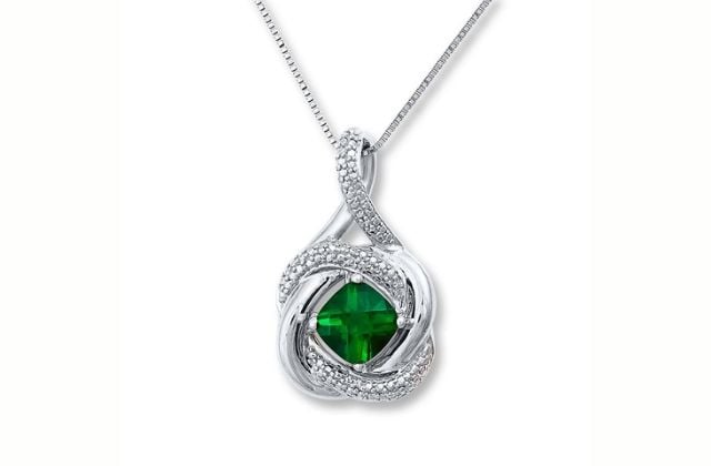 Công dụng của trang sức đá Emeral