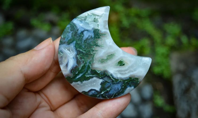 Cách bảo quản và tẩy rửa năng lượng Băng Ngọc Thuỷ Tảo