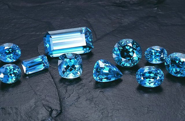 Đá Zircon có khả năng phản chiếu ánh sáng mạnh mẽ