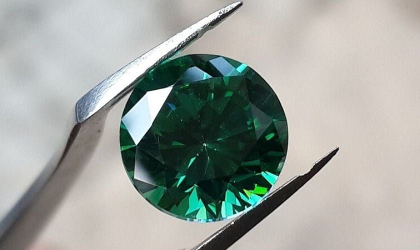 Những ưu điểm nổi bật của đá Swarovski