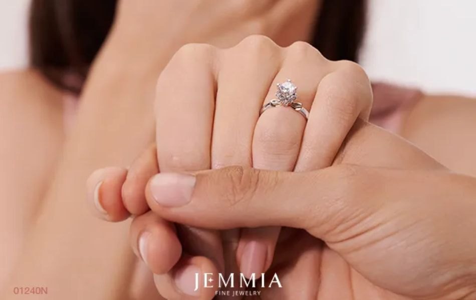 nam và nữ đạo công giáo đeo nhẫn cưới tay nào