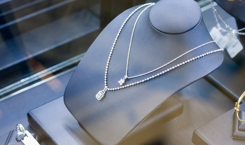 day chuyen bi trang 1 7d7c914b4a3f4d0c940752416eddc14a 1 1