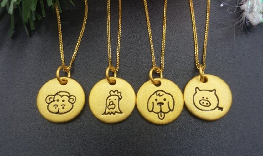 Mẫu dây chuyền vàng hình con giáp ngộ nghĩnh