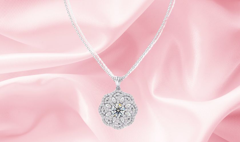 Dây chuyền vàng nữ 18k 1 chỉ hình bông hoa sang trọng