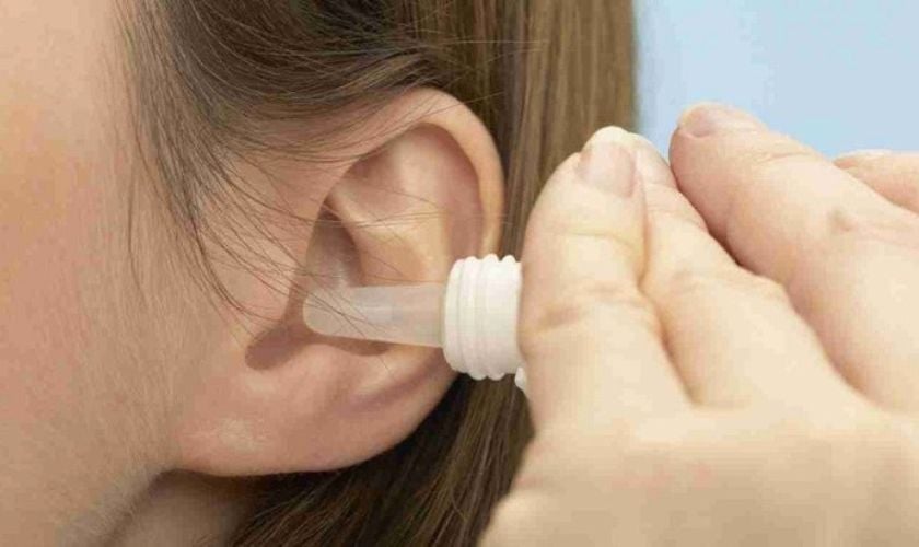 Cách phòng ngừa tình trạng mưng mủ khi đeo khuyên tai