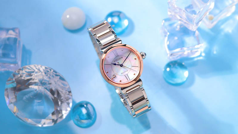 Giải mã chỉ số chống nước của đồng hồ nữ