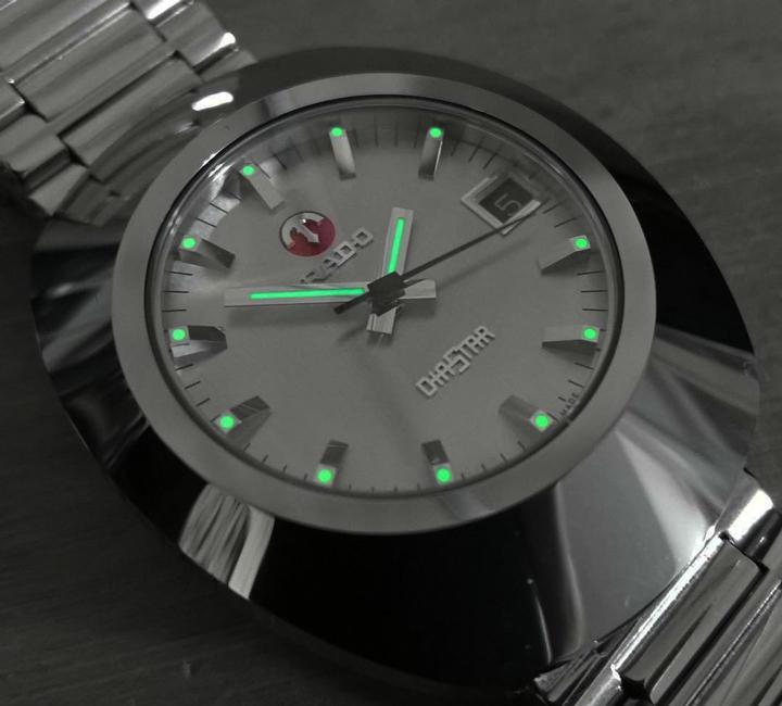 dong ho rado diastar 4