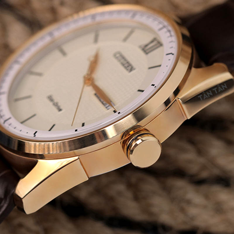 Đồng hồ Tân Tân cung cấp dịch vụ bảo hành chính hãng cho đồng hồ bị vô nước