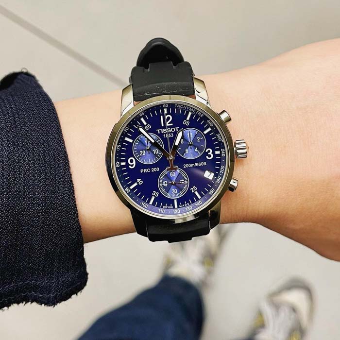 gia dong ho tissot prc200