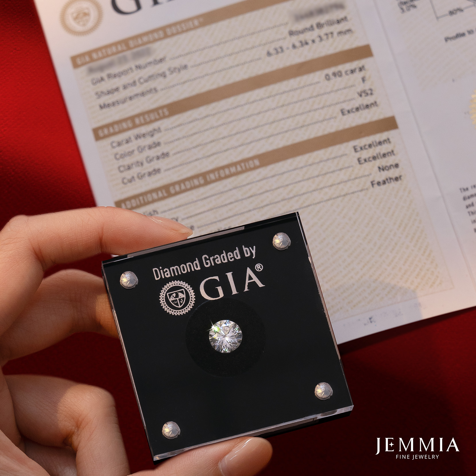 Kim cương Jemmia có 4 giấy tờ đảm bảo giá trị tài sản của kim cương