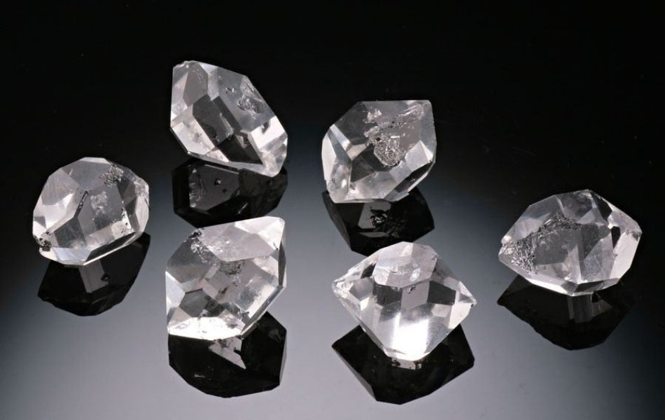 giá bán Herkimer Diamond