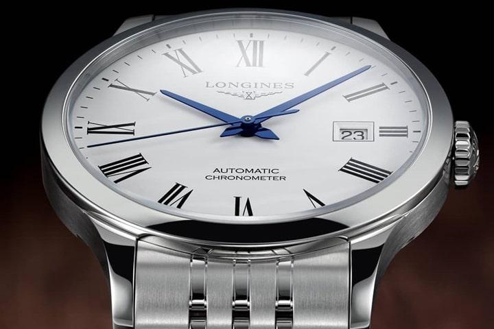 Tên của bộ máy sau lưng đồng hồ Citizen.