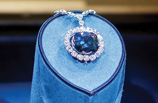 Viên kim cương The Hope đang được lưu giữ tại viện bảo tàng Smithsonian ở bang Washington DC