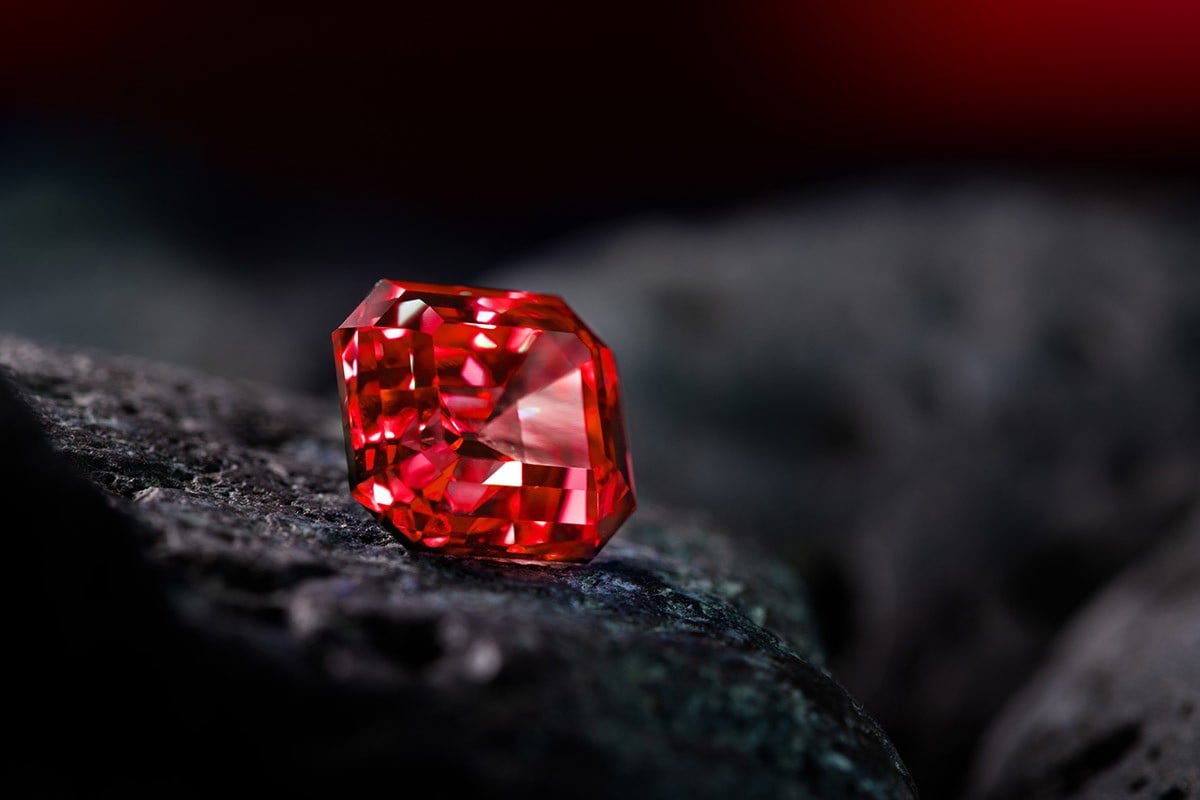 Kim cương màu đỏ