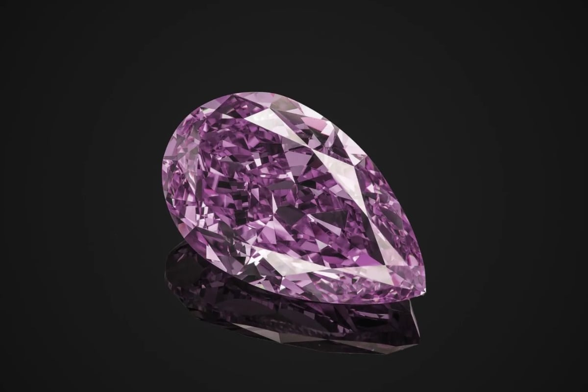 Kim cương màu tím