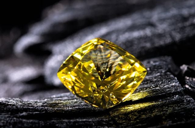 Kim cương vàng được khai thác chủ yếu tại Ellendale, Tây Úc