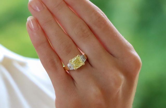 Kim cương màu vàng có giá khá đắt