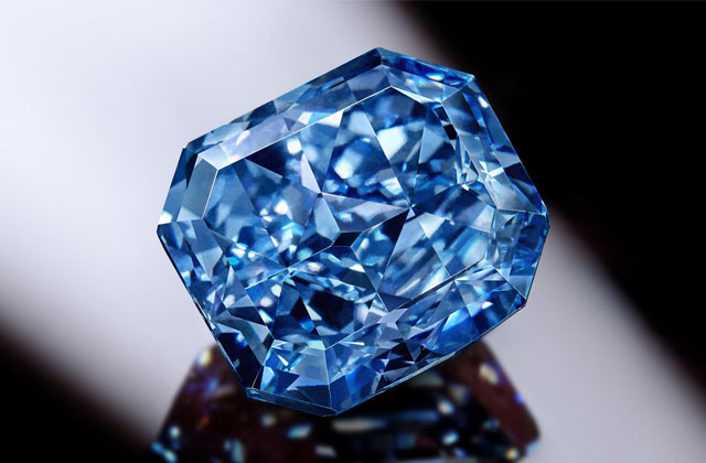 Nguồn gốc của kim cương xanh