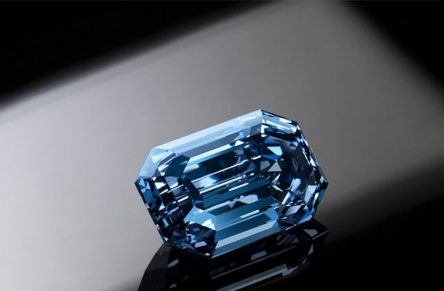 Viên kim cương xanh đẹp nhất thế giới - The De Beers Cullinan