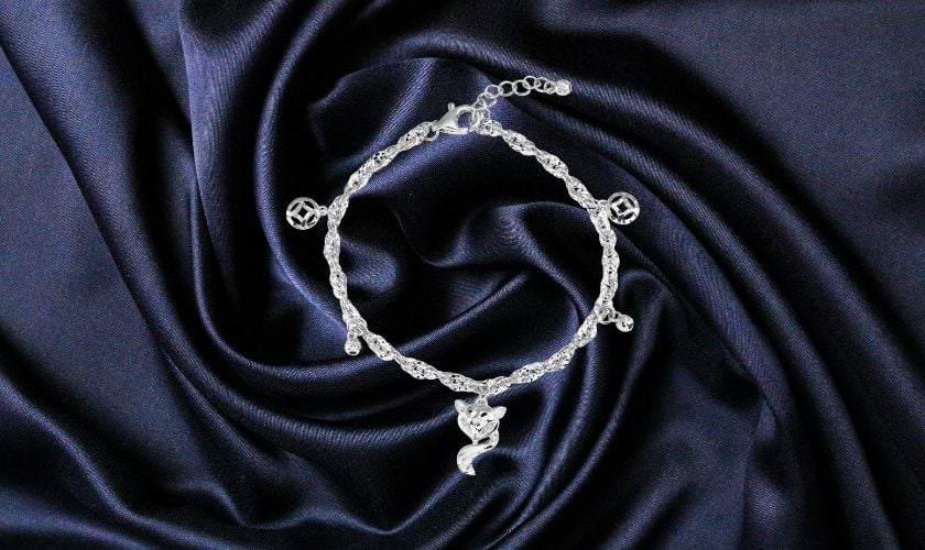 Lắc vàng Ý nữ đẹp charm hồ ly